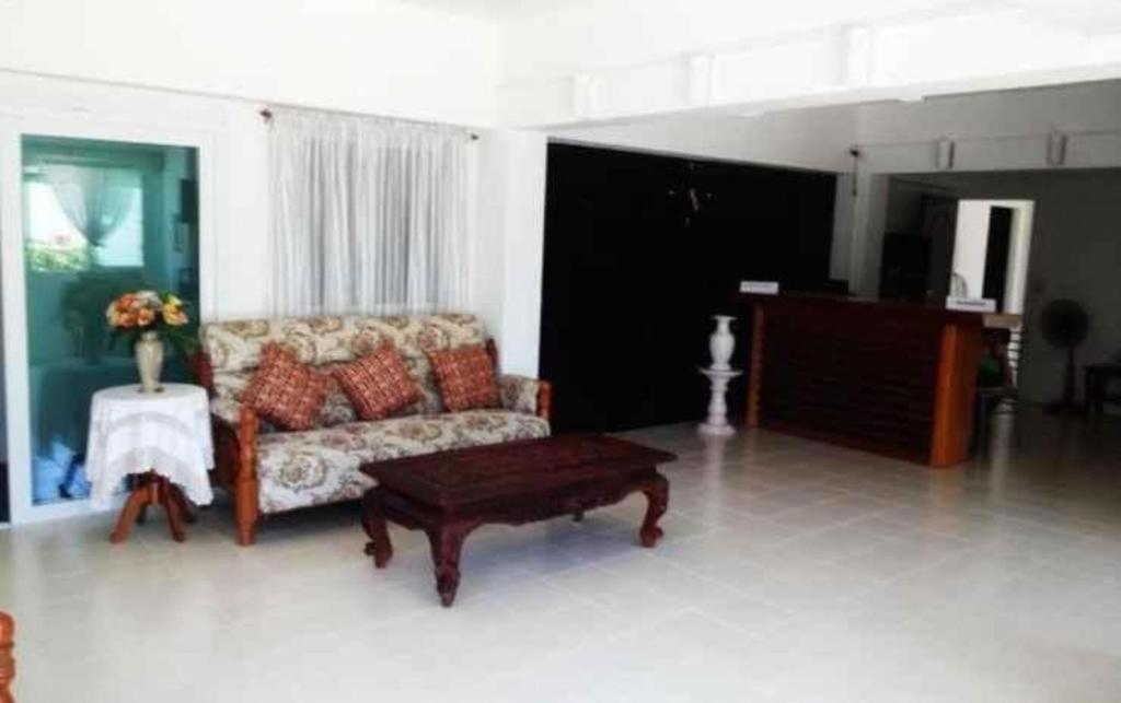 Hotel De Ratt Phuket Patong Exterior foto