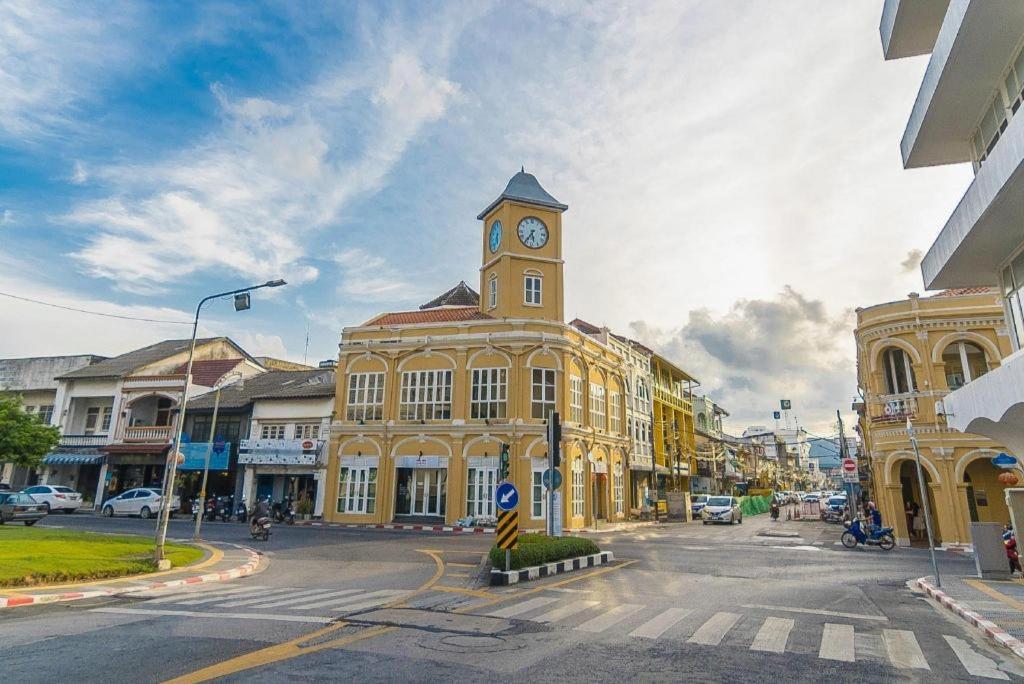 Hotel De Ratt Phuket Patong Exterior foto