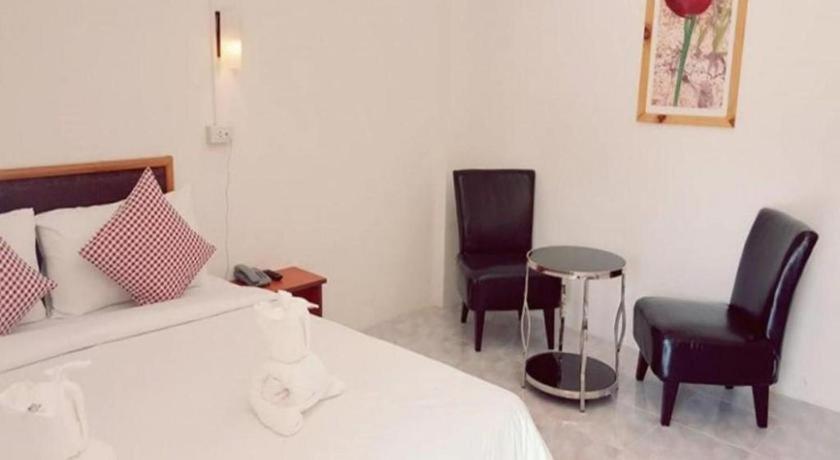 Hotel De Ratt Phuket Patong Exterior foto