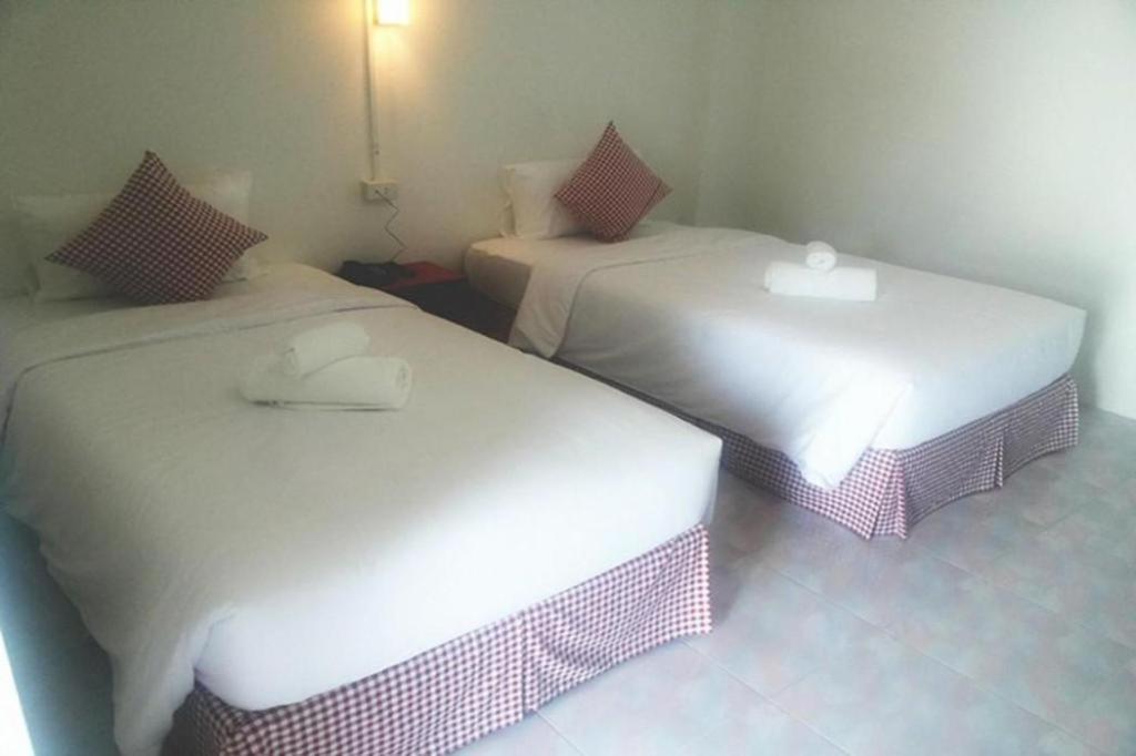 Hotel De Ratt Phuket Patong Exterior foto